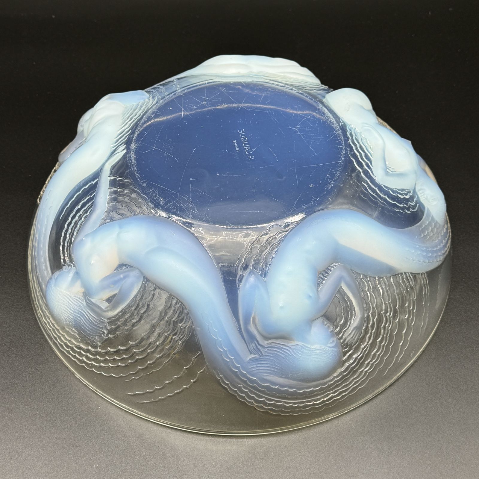 A R.Lalique Calypso Bowl In Opalescent Glass photo 5500.0