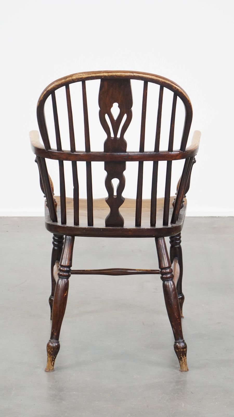 Antique English Wooden Windsor Dining Room/Side Chair With A Beautiful Color Combination And Patina photo Furniture