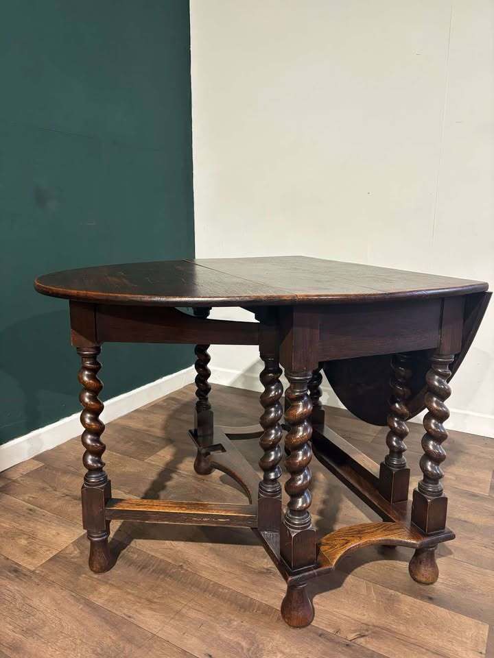 Early 20th Century Oak Barley Twist Gate Leg Table photo Furniture