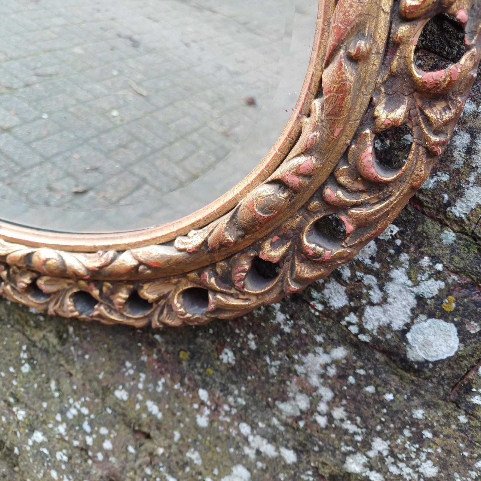 Beautiful Age Worn Gold Red With Highlights Oval Mirror Bevelled Glass photo 195.0