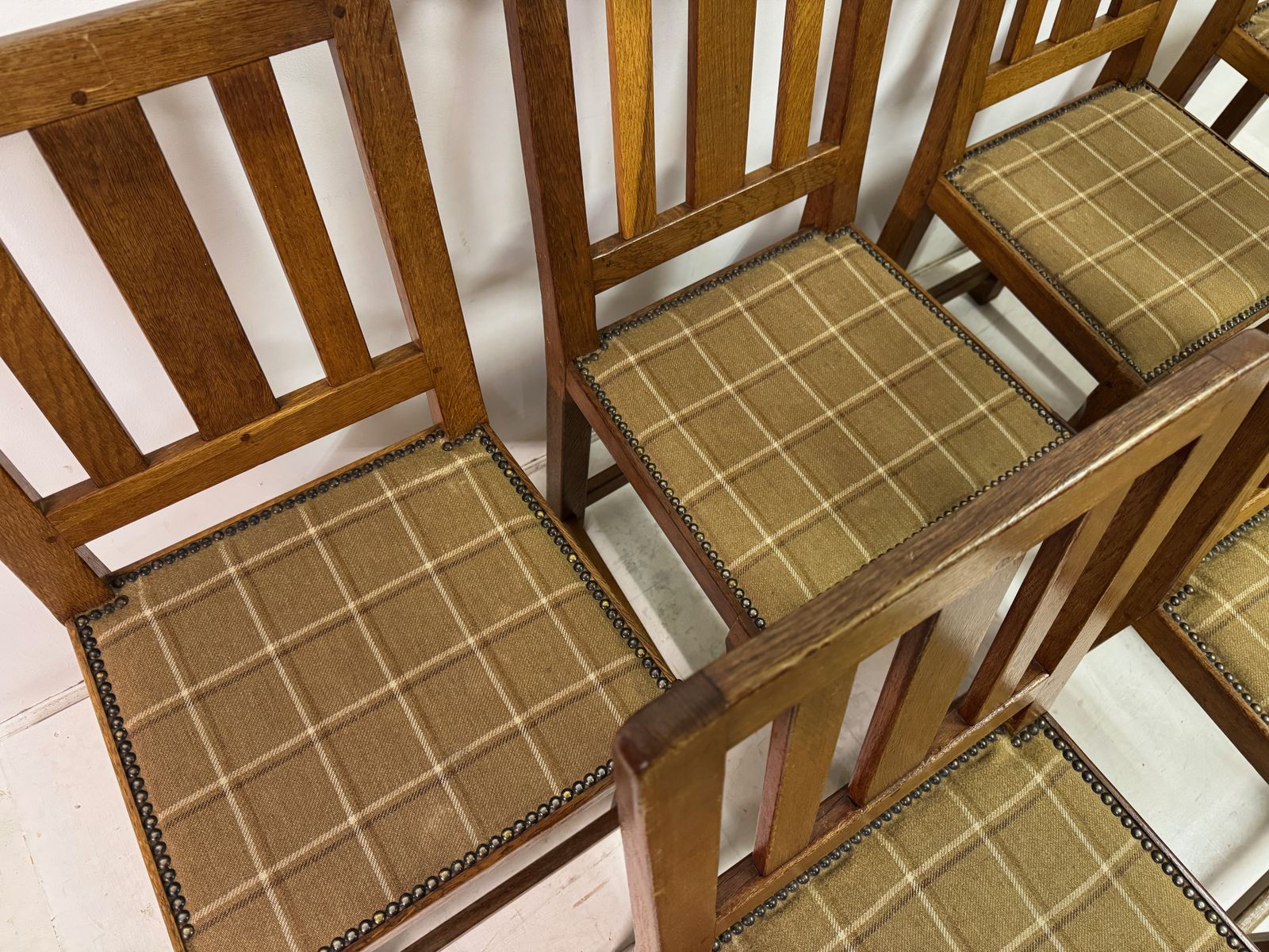 Set Of Seven Arts And Crafts Oak Dining Chairs photo vintage