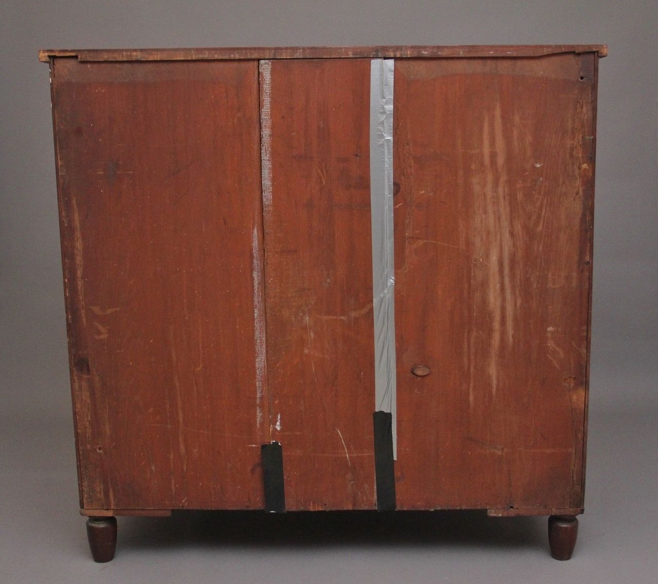 2250.0 19th Century Mahogany Bowfront Chest Of Exceptional Quality photo
