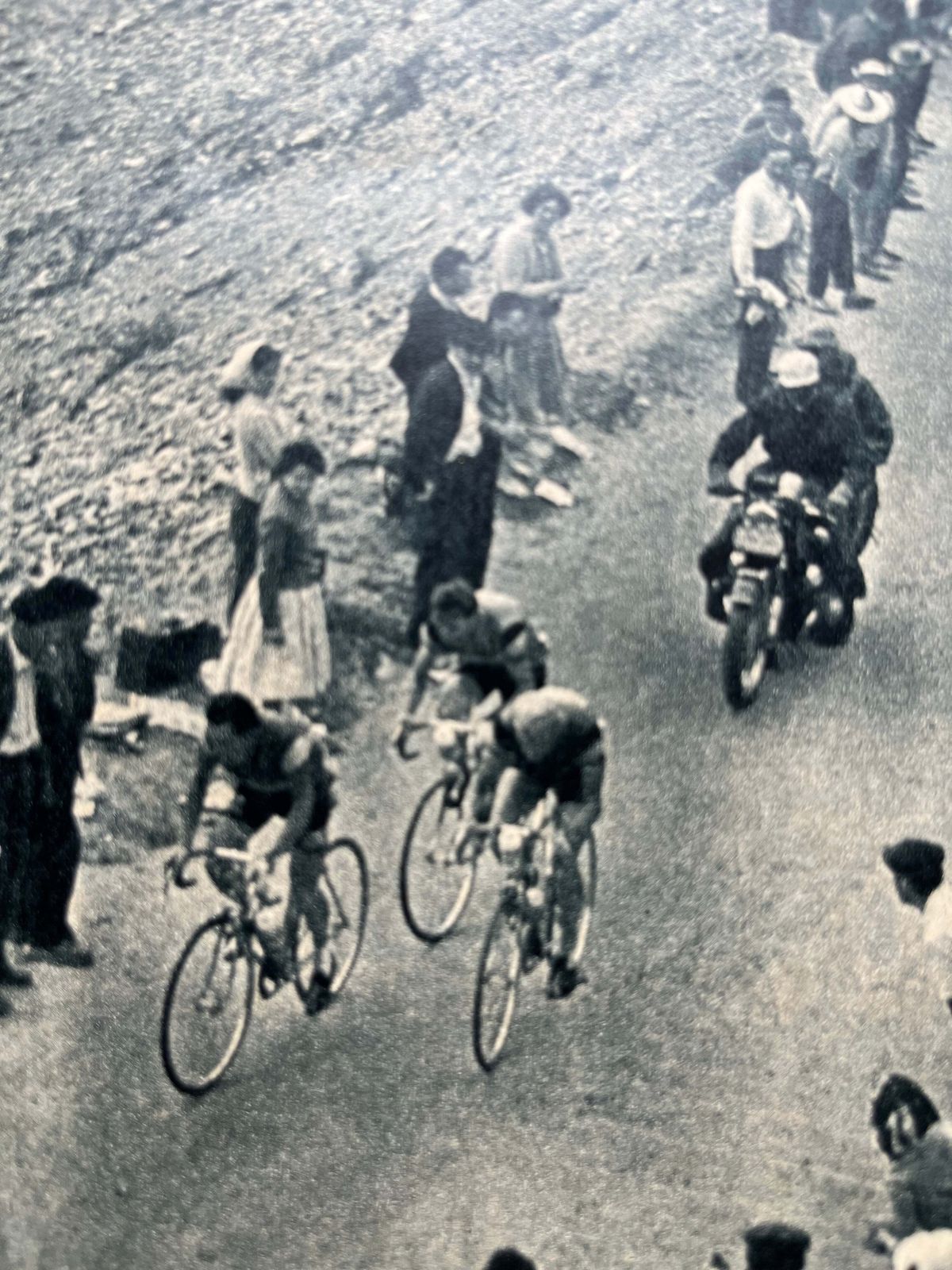 (Copy Vintage Cycling Print   Tour De France, Tourmalet Peloton, Original 1959 photo furniture