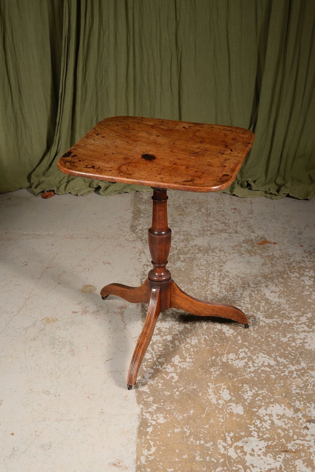 A George III Mahogany Tilt Top Tripod Table   C.1790 photo furniture