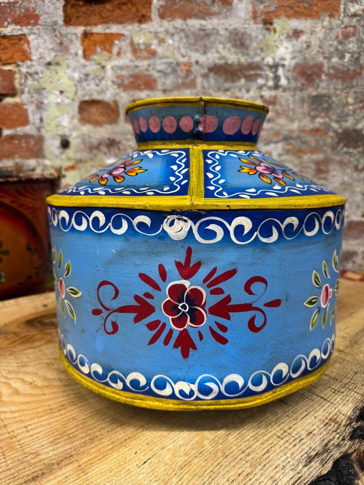 Vintage Painted Water Pot / Metal Pot / Vase / Planter / Narrow Boat Ware Gypsy photo Home Decor