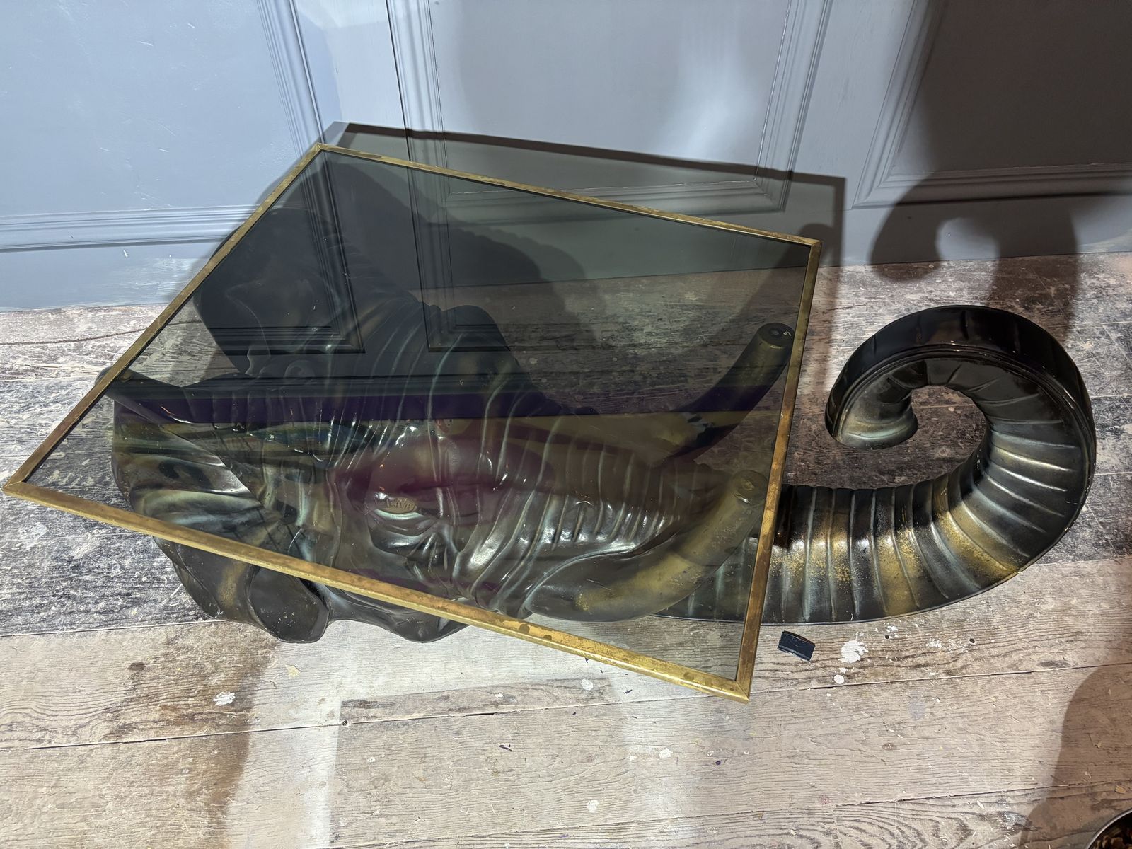 Mid Century Elephant Head Coffee Table photo Furniture