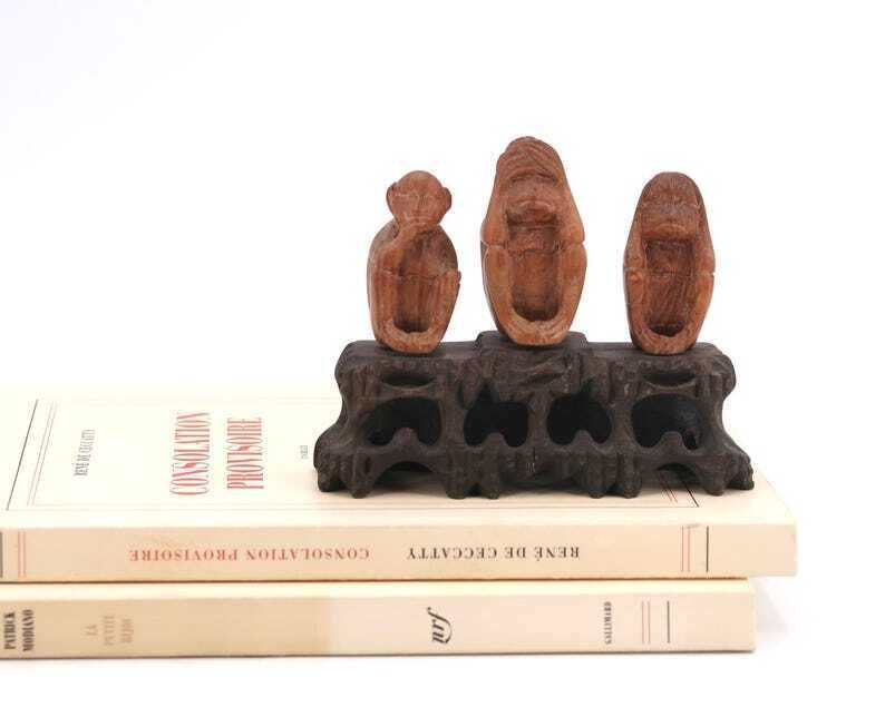 Chinese Sculpture : The Three Wise Monkeys, Carved Wood, 1970s / Lucky Charm, Statue, Figurine, Art photo furniture