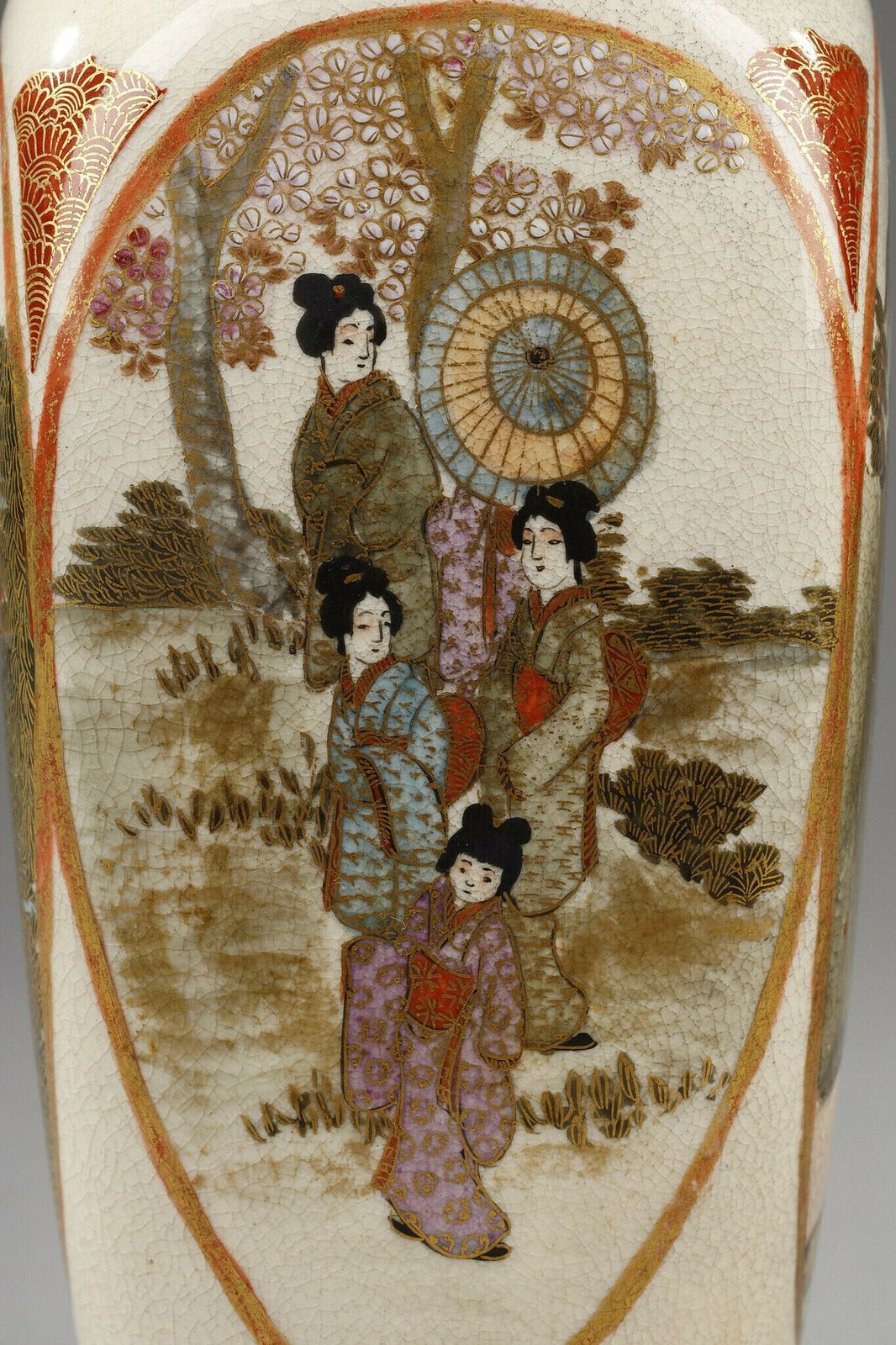 Small Satsuma Porcelain Vase From Japan, Meiji Period (1868 1912). photo vintage