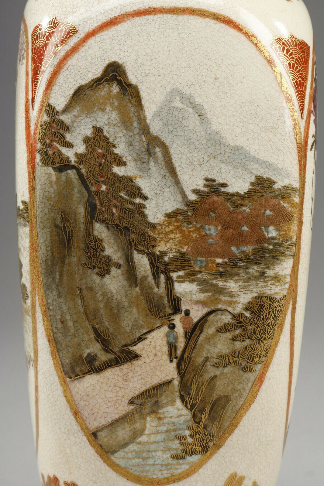 photo furniture Small Satsuma Porcelain Vase From Japan, Meiji Period (1868 1912).