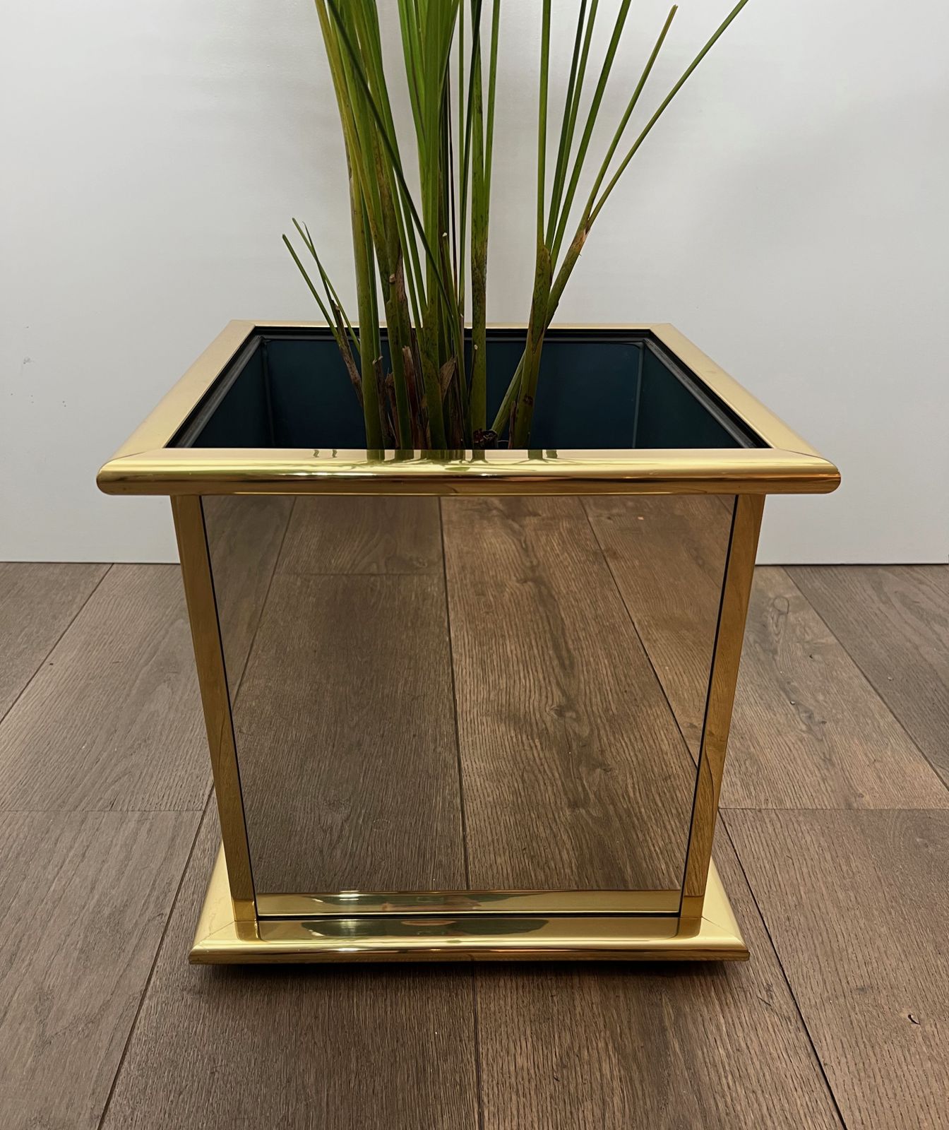 Mirrored And Gold Metal Planter photo 680.0