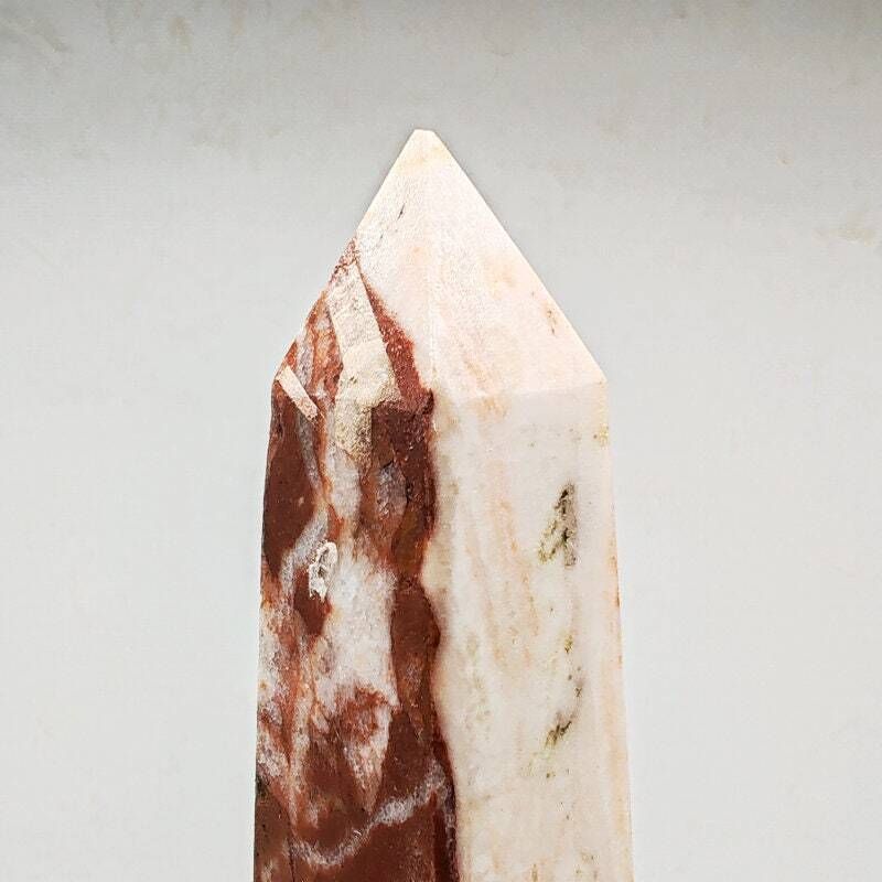 1970s Stunning Big Obelisk In Red An White Italian Marble. Made In Italy. photo vinterior
