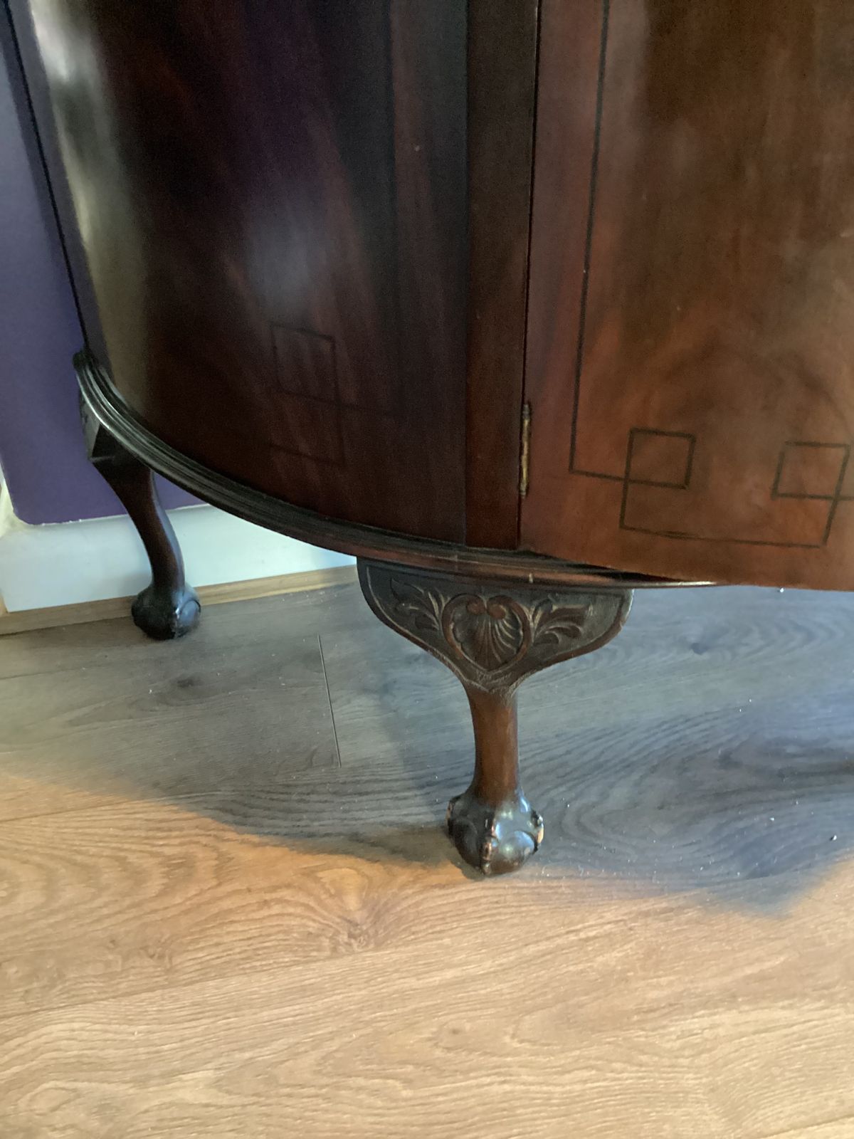 photo vinterior Demilune Cabinet Cica 1920 With Drawer ,Ball & Claw Feet ,Mahogany Art Deco Marquetry Insets