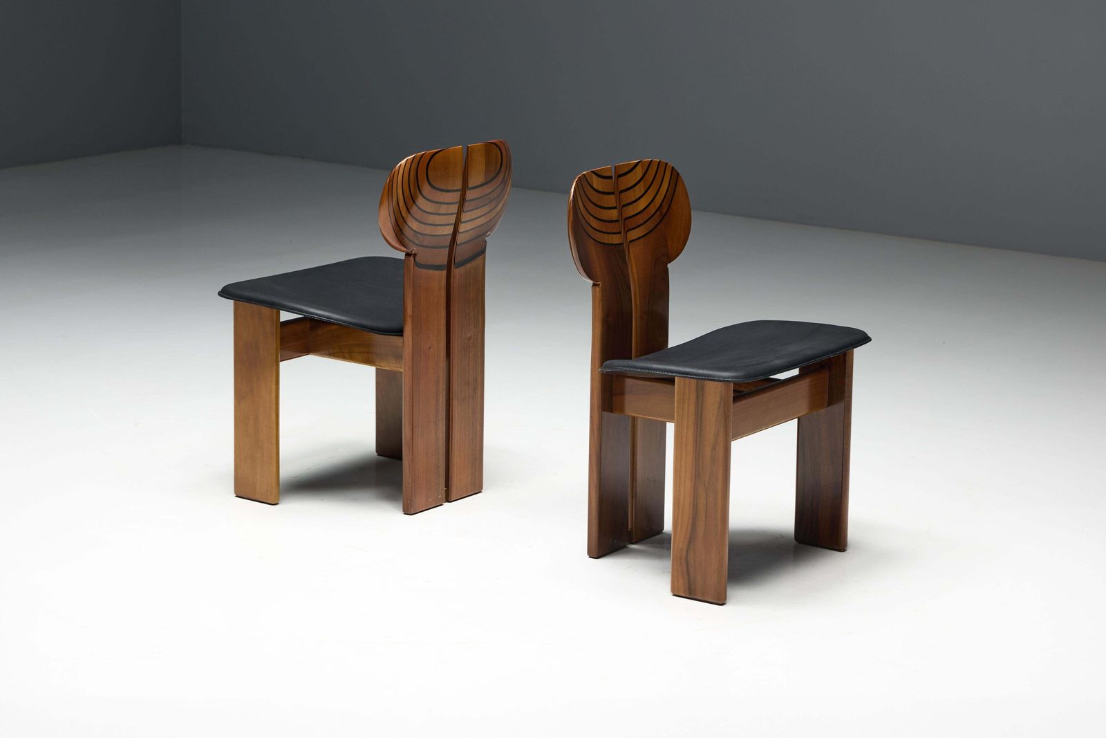 photo buy Dining Chairs 'Africa' By Afra & Tobia Scarpa For Maxalto, Italy, 1970s
