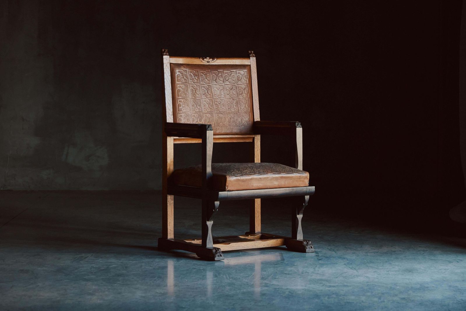 photo furniture Dutch Art Nouveau Amsterdamse School Armchair By Lion Cachet, 1925