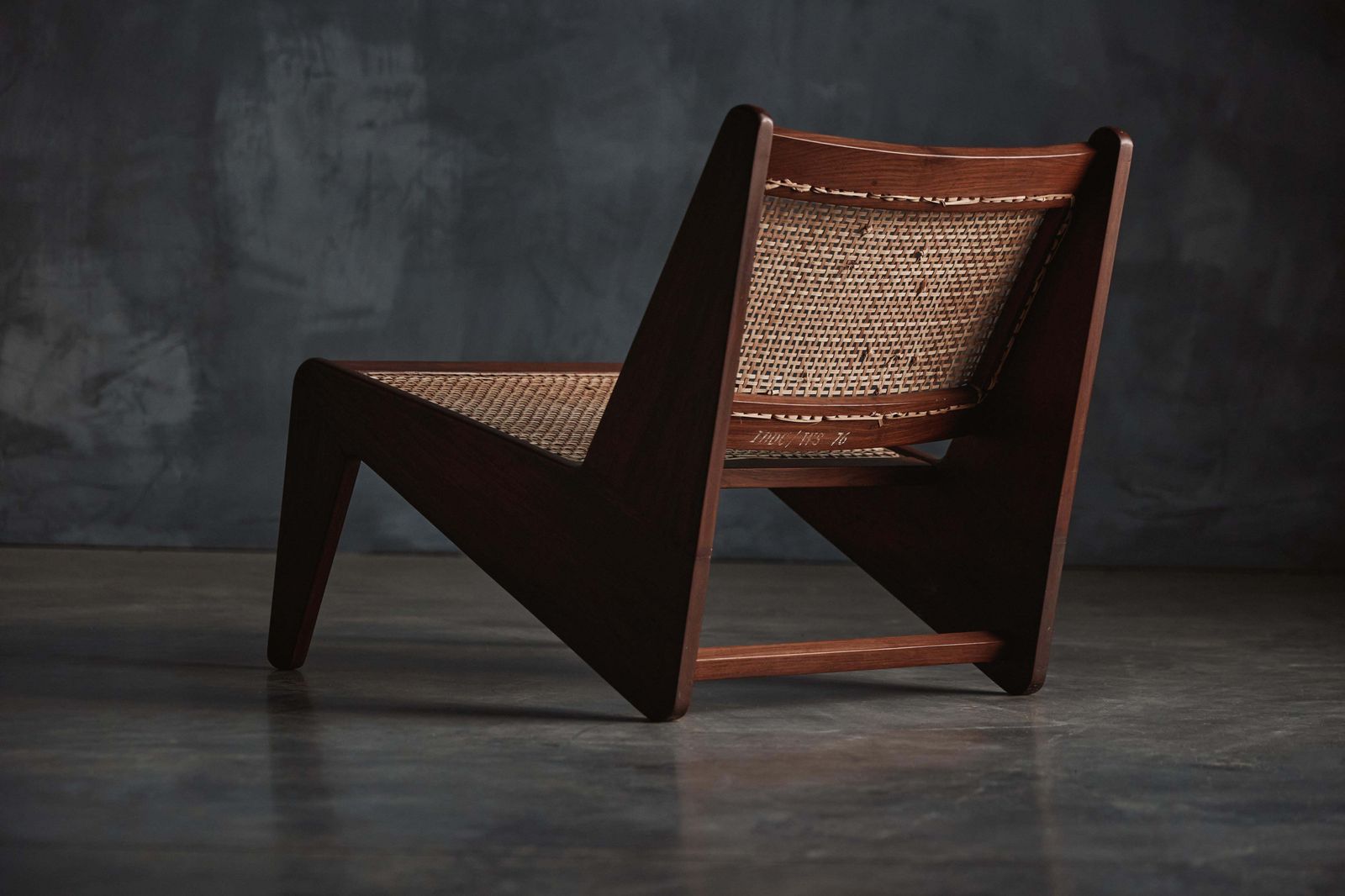 photo furniture Kangaroo Chairs Pj Si 59 By Pierre Jeanneret, Chandigarh, 1955