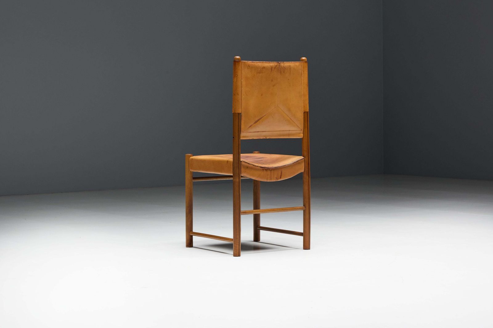 photo vintage Cognac Leather Dining Chairs, Italy, 1960s