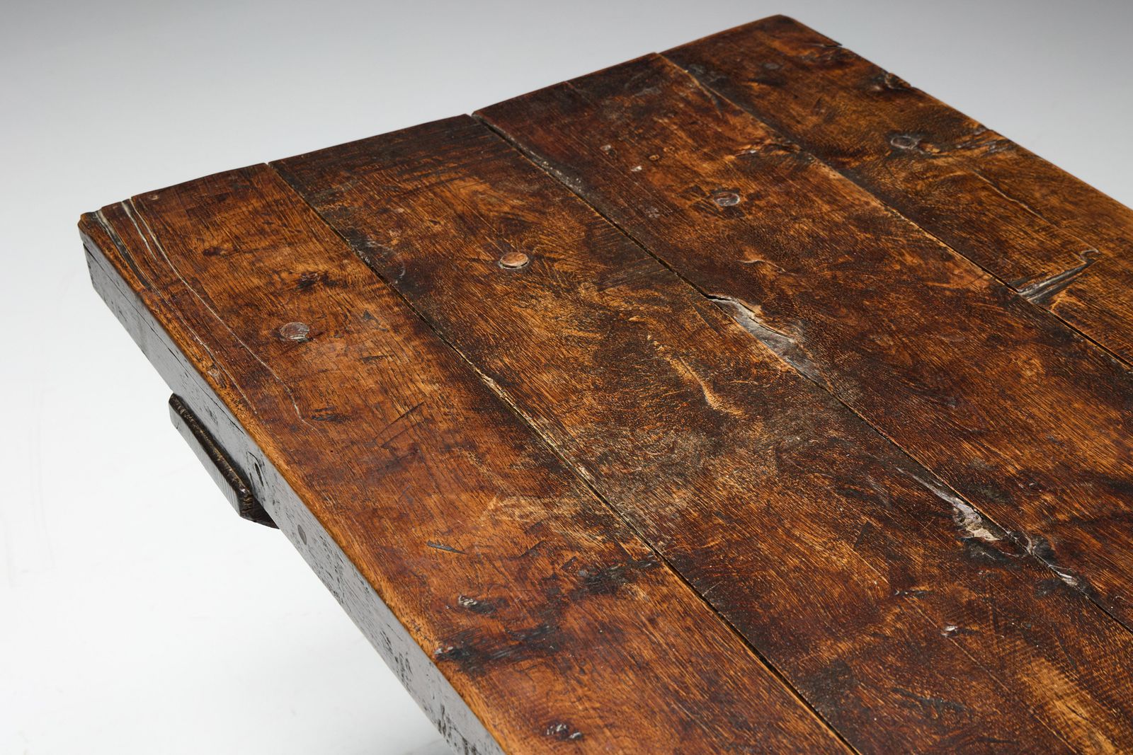 photo furniture Robust Travail Populaire Farm Table, France, 19th Century