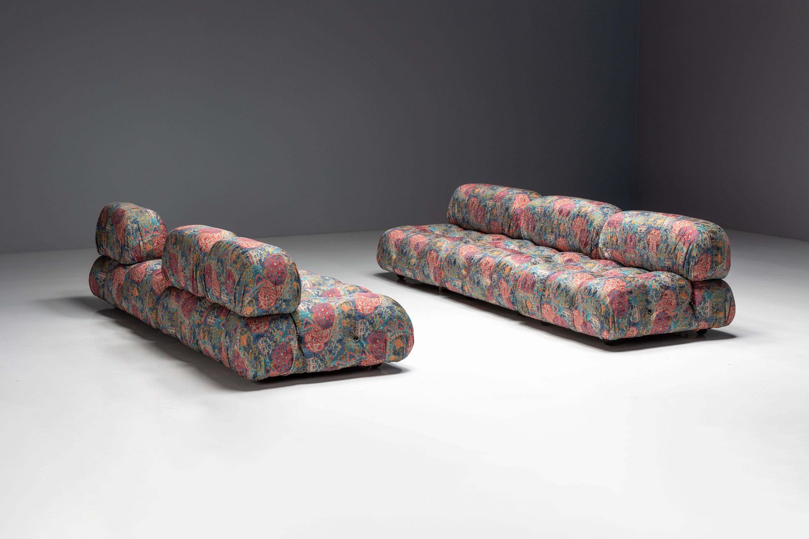photo furniture Ornate Camaleonda Sofa By Mario Bellini For B&B Italia, Italy, 1970s