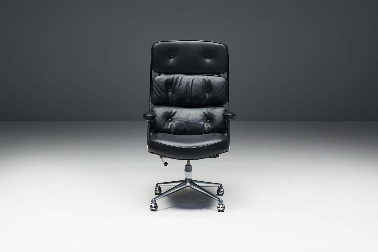photo vintage Lobby Desk Chair Es104 By Charles & Ray Eames For Herman Miller, USA, 1960s