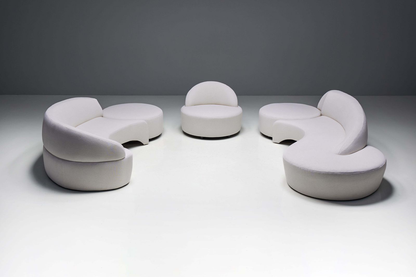 Sofa By Vladimir Kagan For Roche Bobois, France, 2003 photo vintage