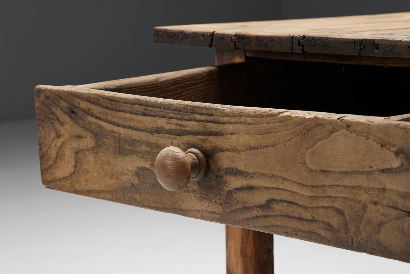 photo furniture Travail Populaire Dining Table, France, 19th Century