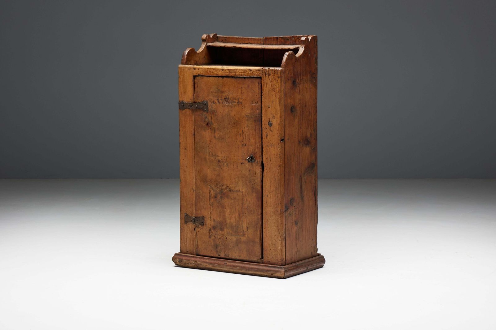 photo for sale Naive Folk Art Buffet, France, 18th Century