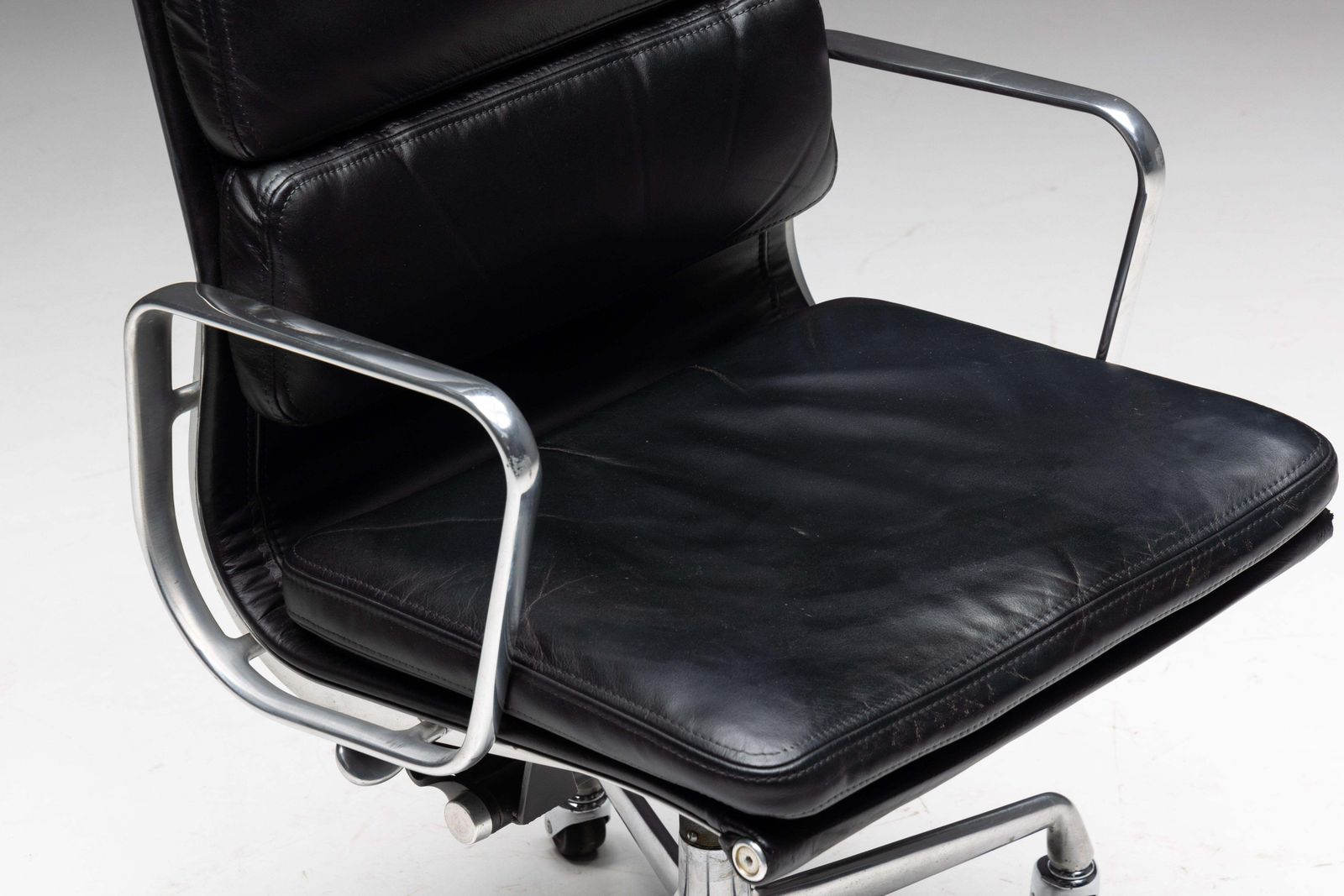 Soft Pad Office Chair By Charles And Ray Eames For Herman Miller, Us, 1960s photo for sale