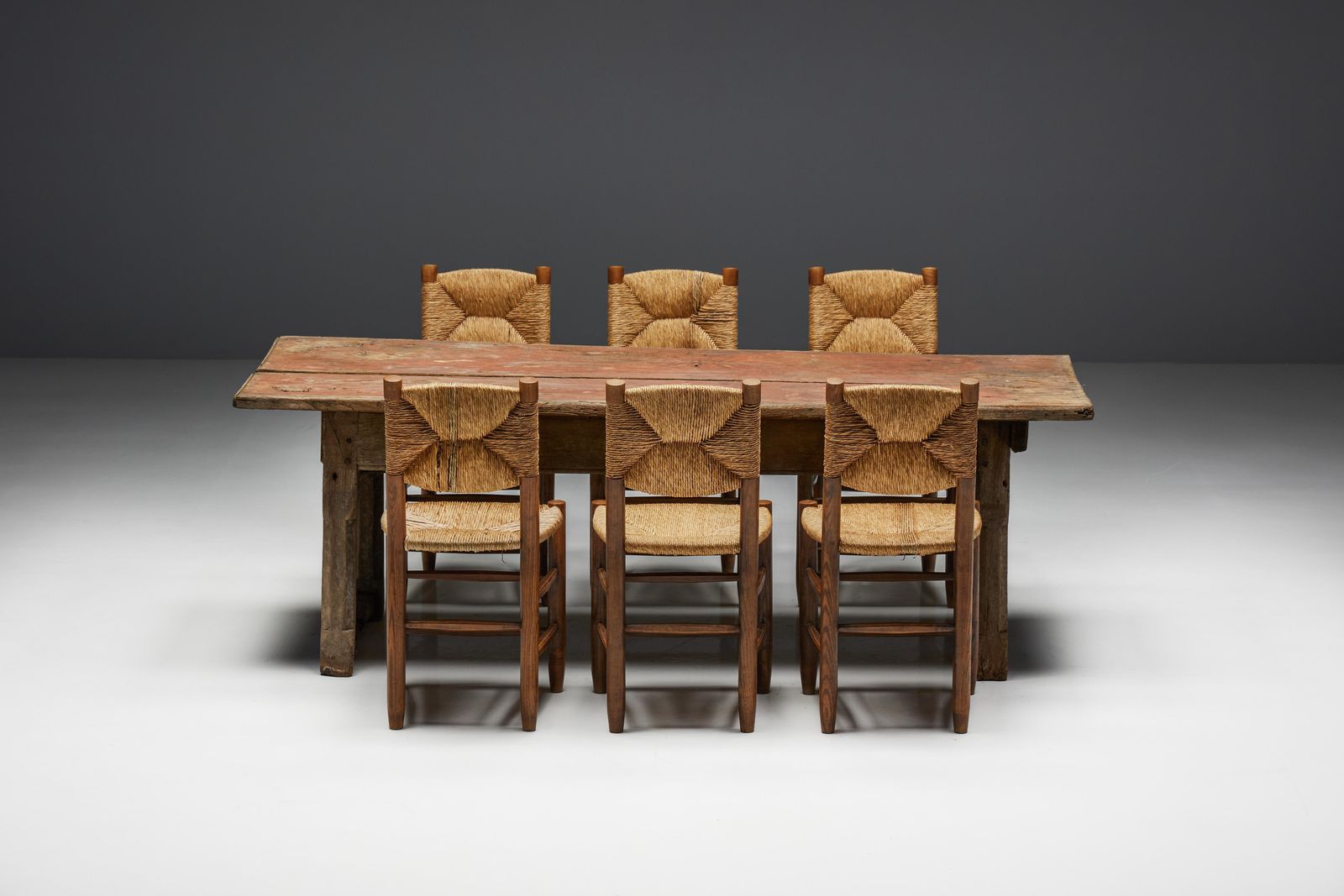 photo vintage Rustic Travail Populaire Dining Table, France, Early 19th Century