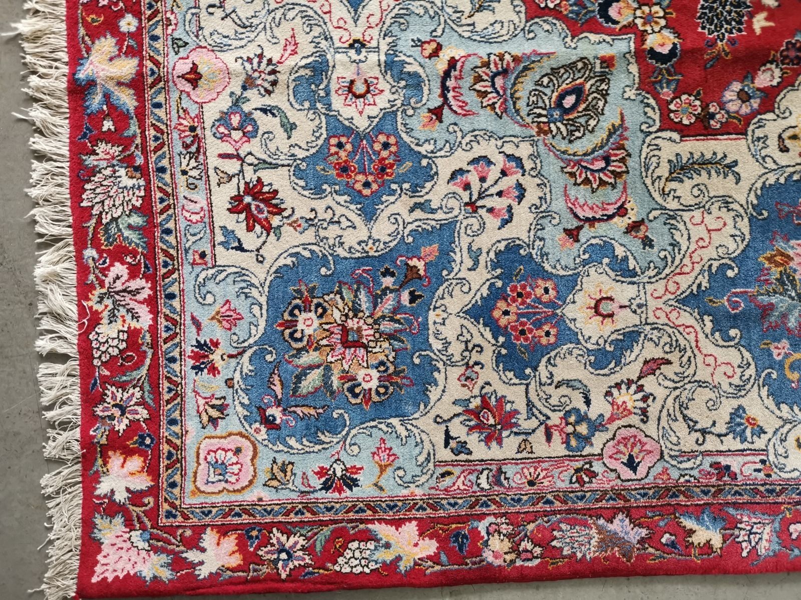 Palatial Grand Vintage Hand Knotted Wool Rug (470 X 330 Cm) photo for sale
