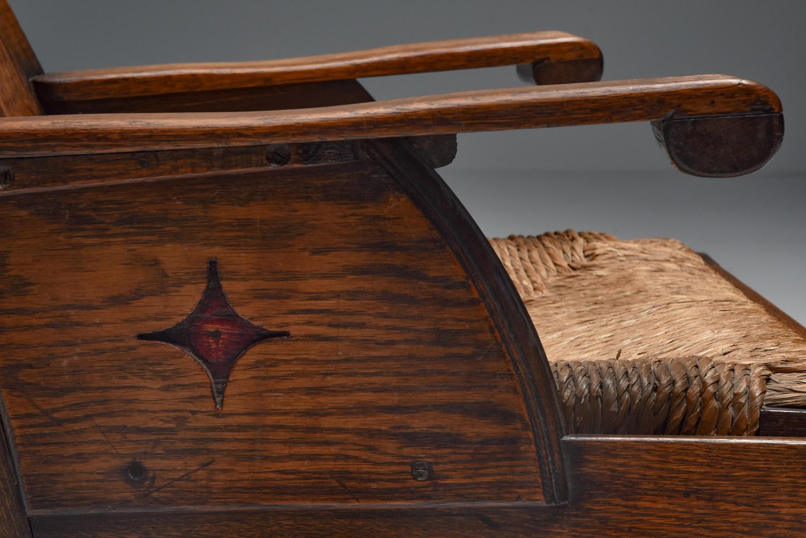 photo furniture Rustic Folk Art Lounge Chair, Uk, 1920s