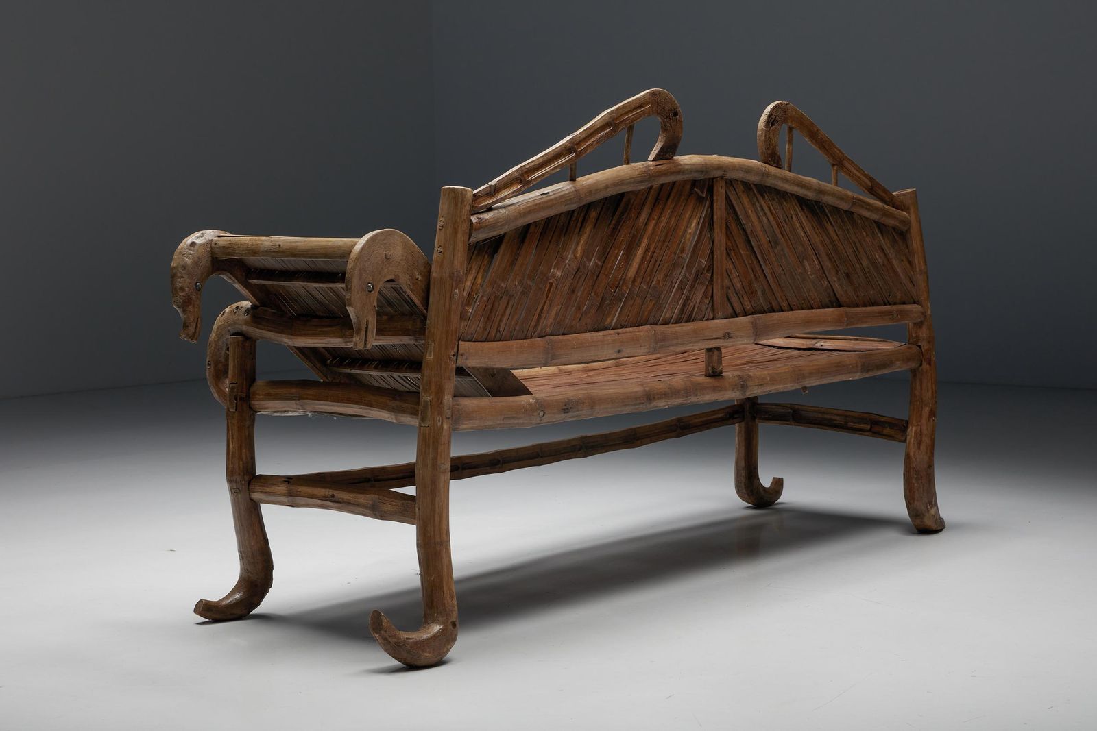 Oriental Bamboo Sofa Bed, 20th Century photo vinterior
