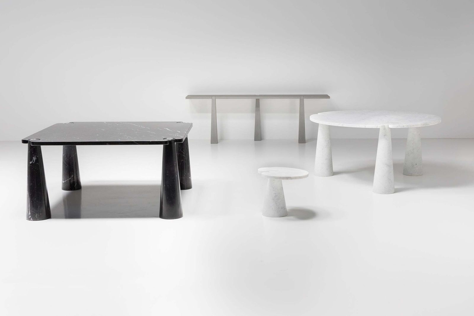 photo vinterior Mangiarotti 'Eros' Square Marble Dining Table, Italy, Post Modern, 1970's