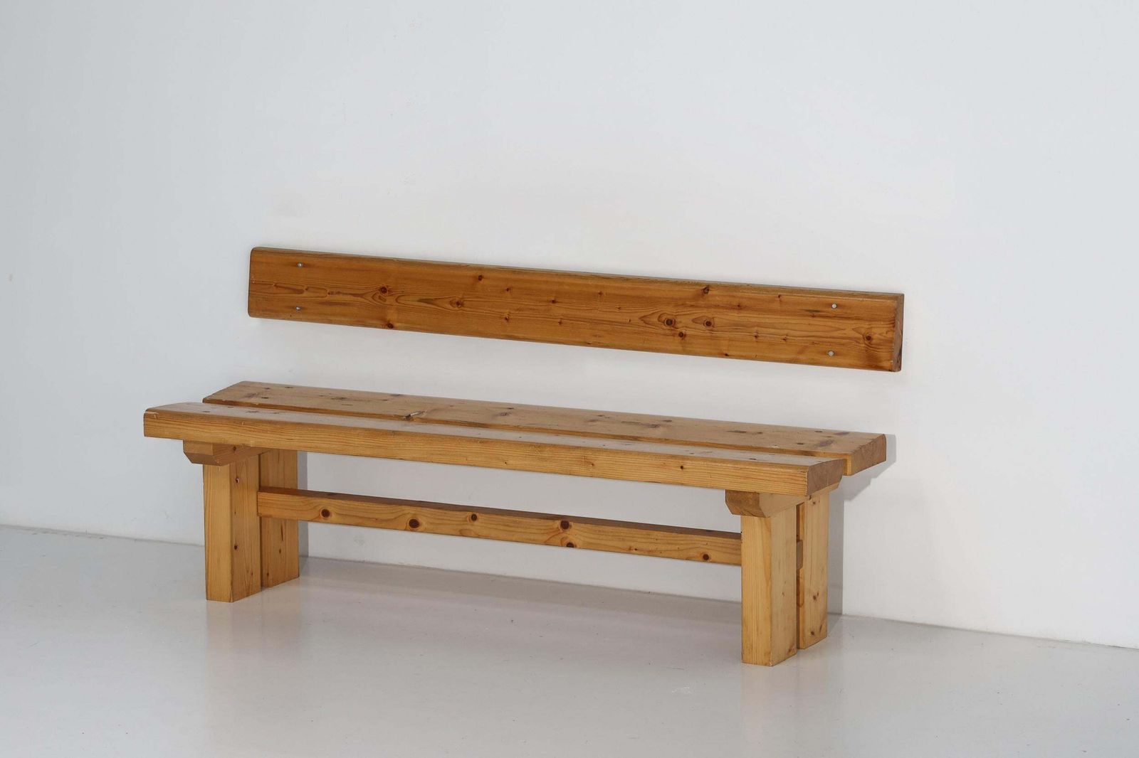 photo furniture Les Arcs Bench With Backrest By Charlotte Perriand, France, 1970s