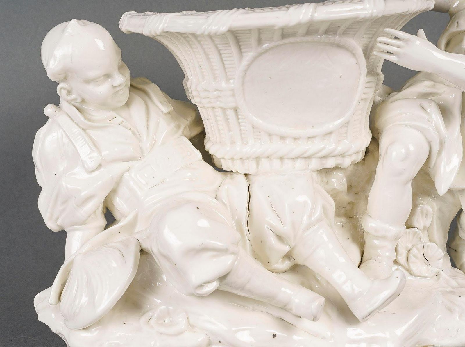 White Porcelain Jardinière, Chinese Style, Early 20th Century. photo furniture