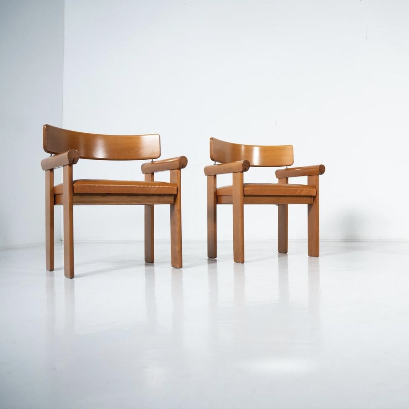 Set Of 4 Architectural Armchairs, Cognac Leather, Italy photo for sale