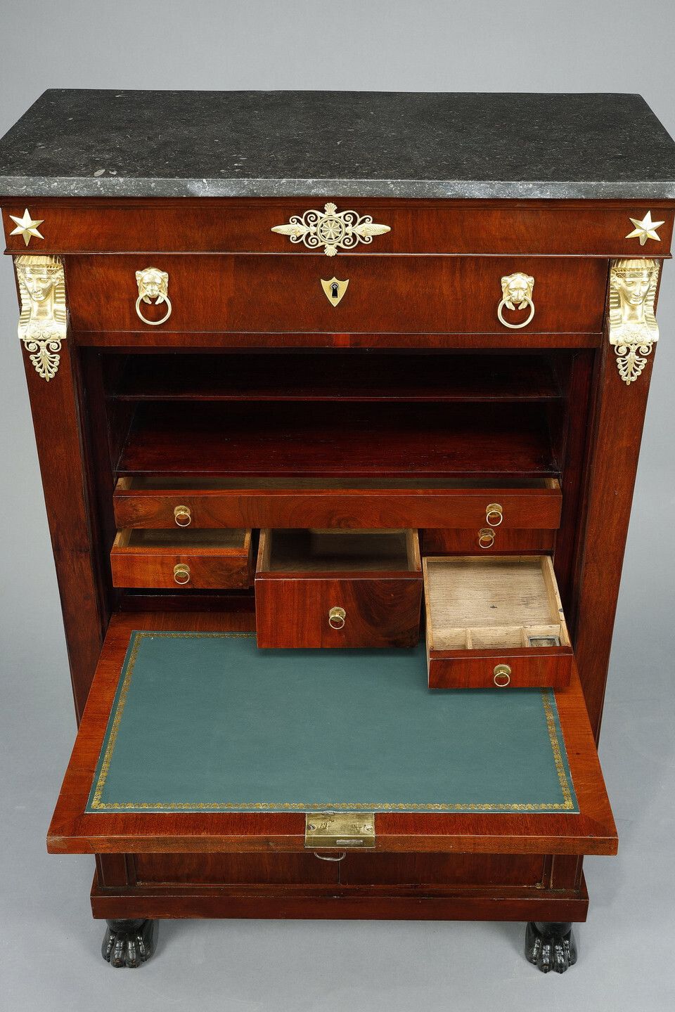 Consulate Secretary In Mahogany And Mahogany Veneer photo vinterior