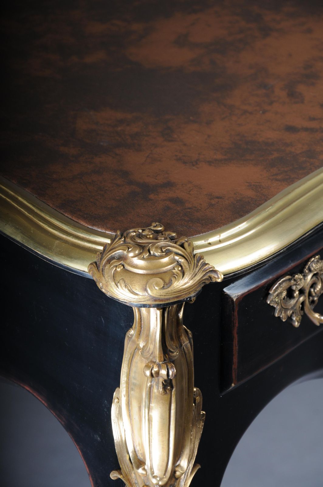 Designer Writing Desk / Bureau Plat In Louis XV Style, Piano Black And Gold photo vinterior