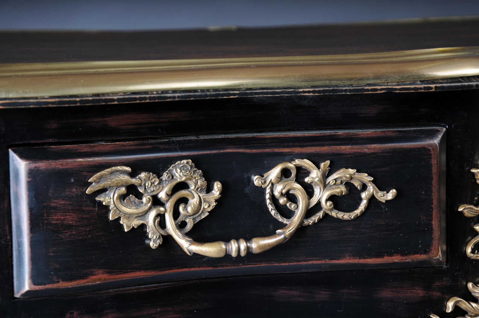 photo vinterior Designer Writing Desk / Bureau Plat In Louis XV Style, Piano Black And Gold