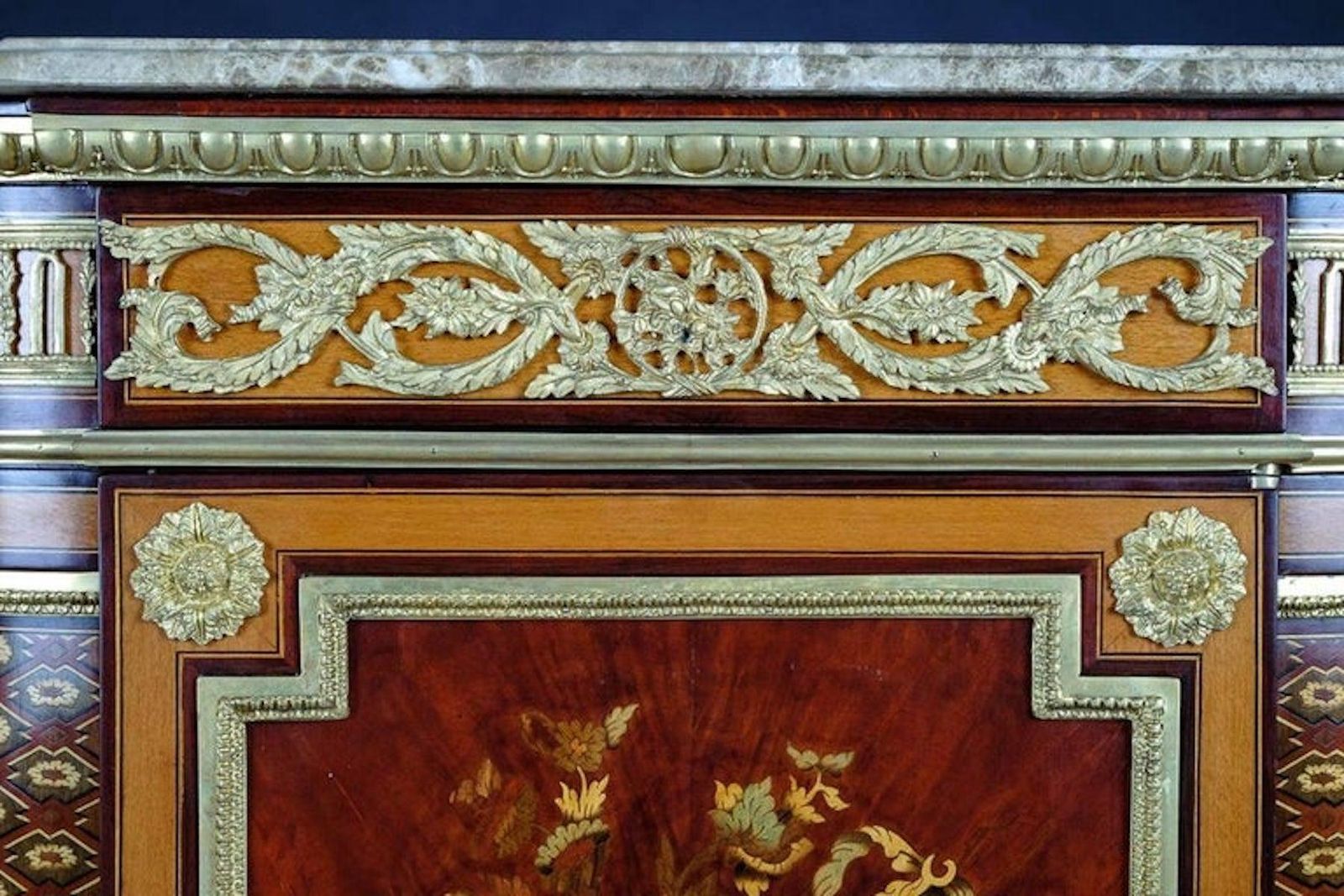 20th Century Louis XV Style Corner Commode After Jean Henri Riesener photo vintage