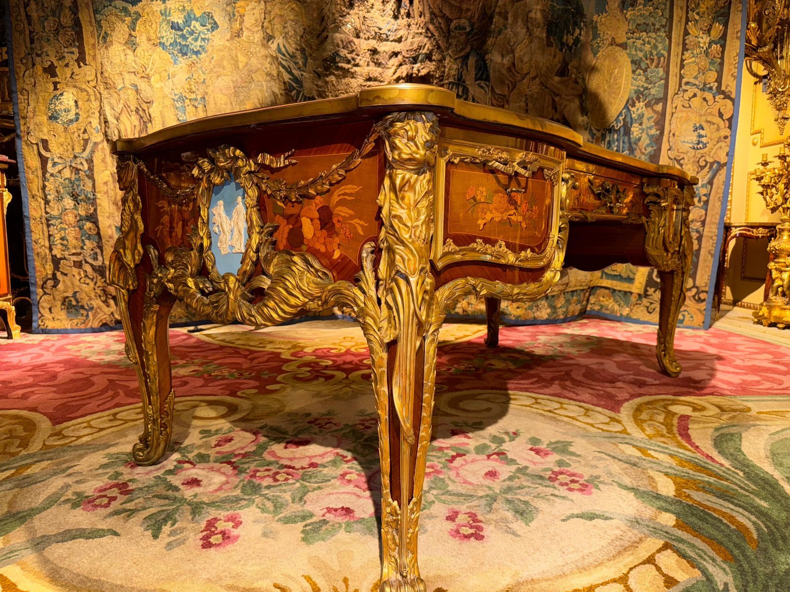 Impressive Louis XV Style Bureau Plat/Writing Desk, After Riesener & J.Oeben photo vinterior