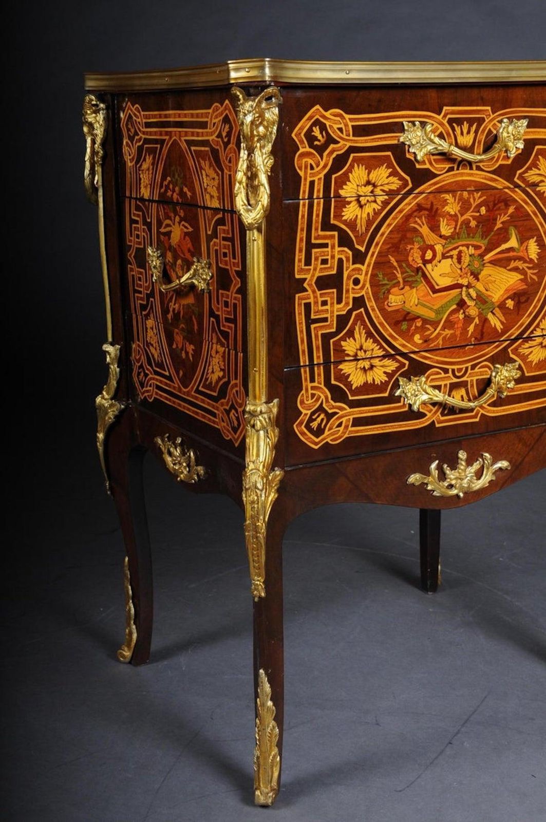 photo furniture Transition Side Table Chest Of Drawers Napoleon III Marquetry
