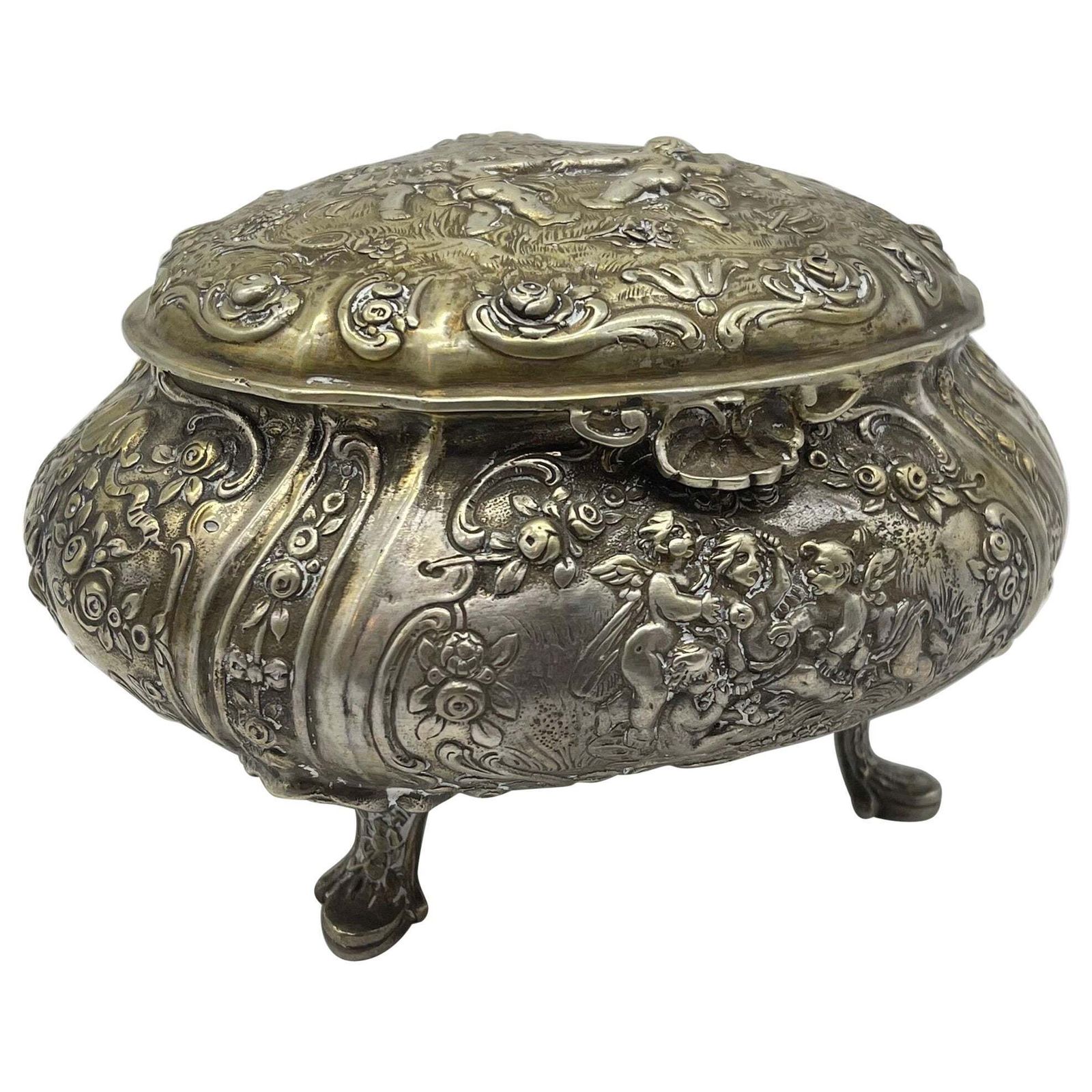 Exclusive Bonboniere / Sugar Lidded Box 800 Silver Germany Gilded, Flowers Putto