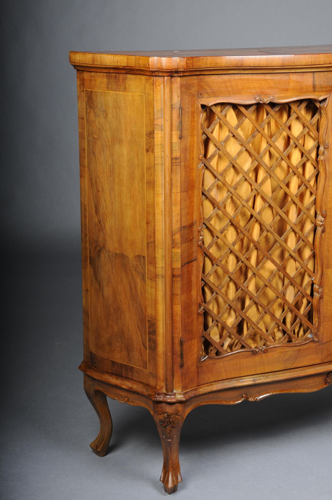 Beautiful Antique Wall Cabinet/Hall Cabinet, 20th Century. Walnut Root Veneer. photo vinterior
