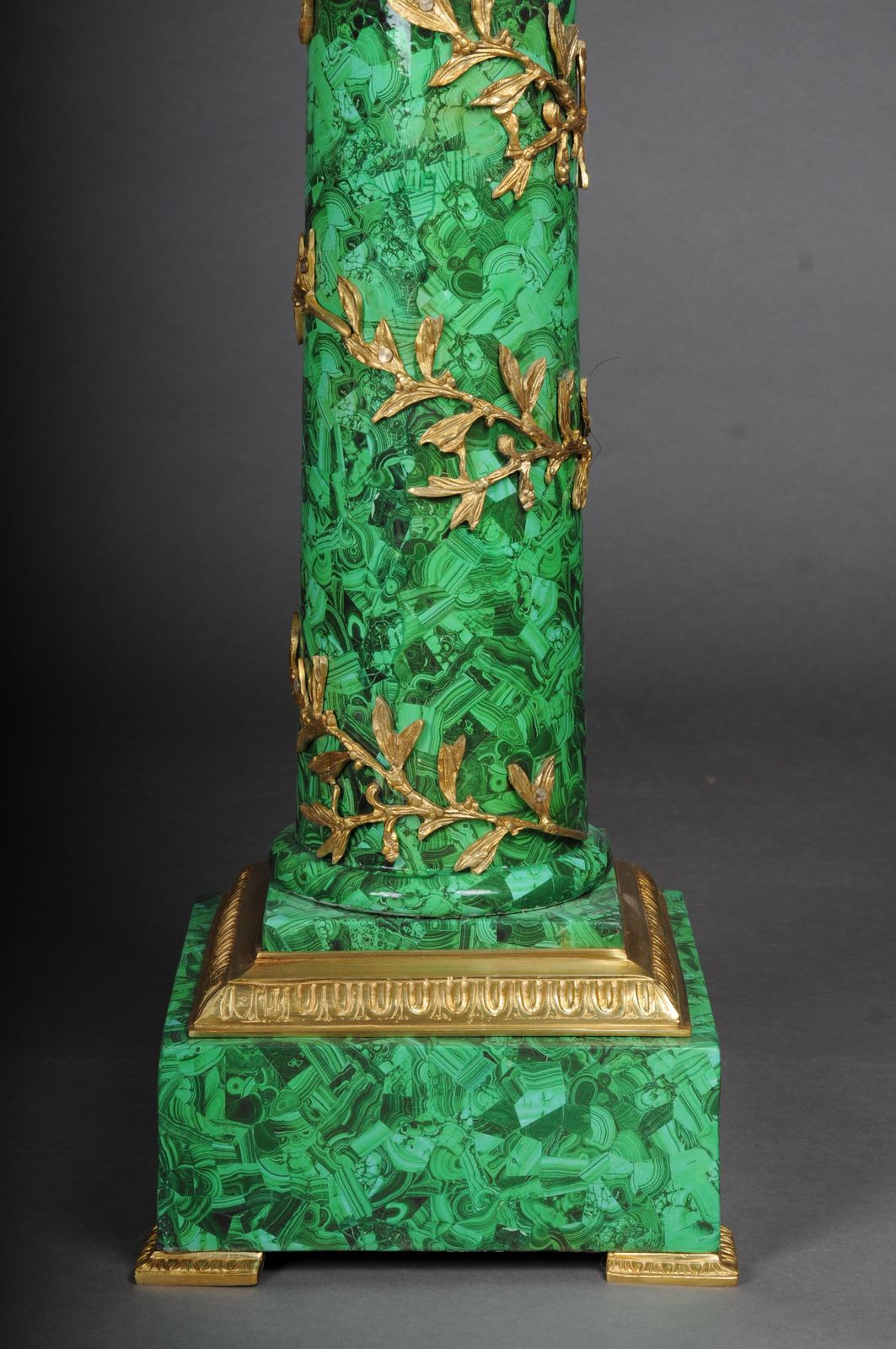 photo furniture Royal Empire Column With Malachite And Gilt Bronze