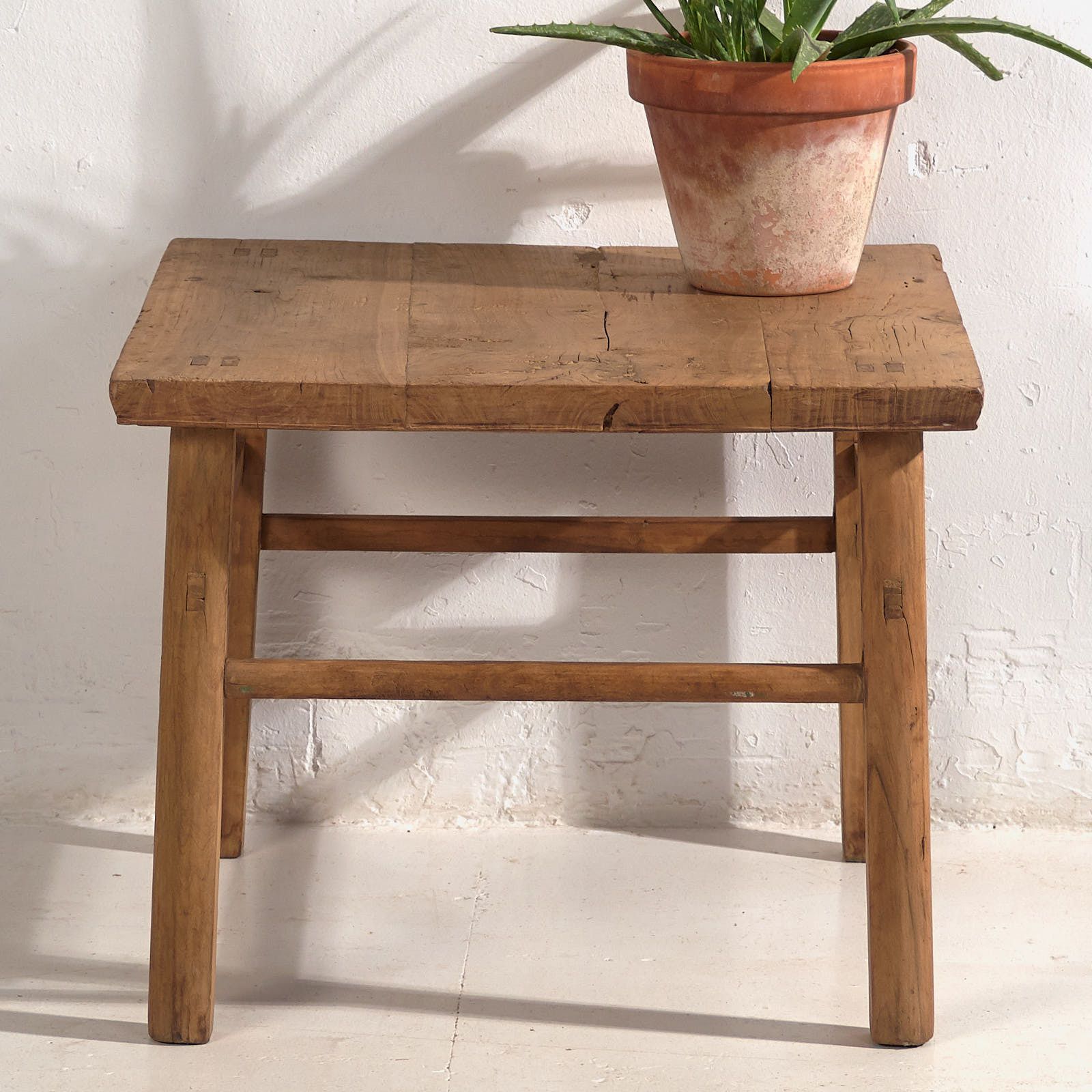photo furniture Antique Coffee Table (C.1900) #4