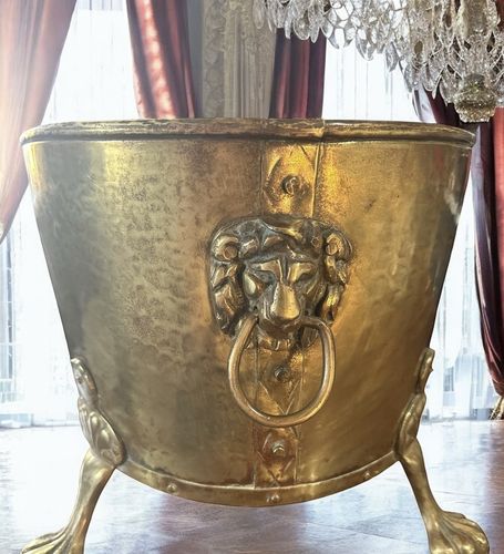 19th Century English Brass Oval Log Coal  Planter Riveted Bucket  Lion Detail photo vinterior