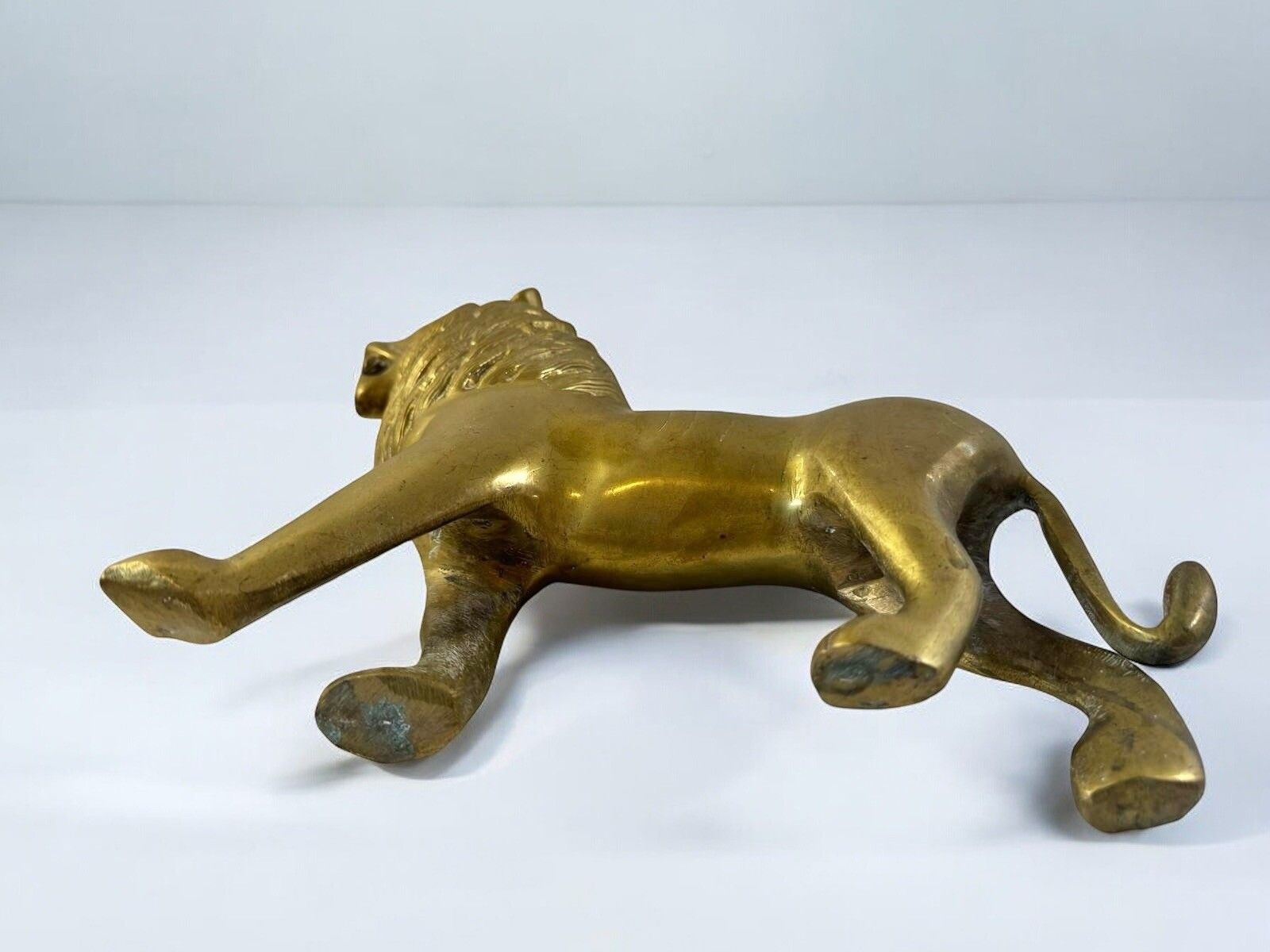 Antique Old Lion Figure Sculpture, Golden Brass Lion Heavy photo furniture
