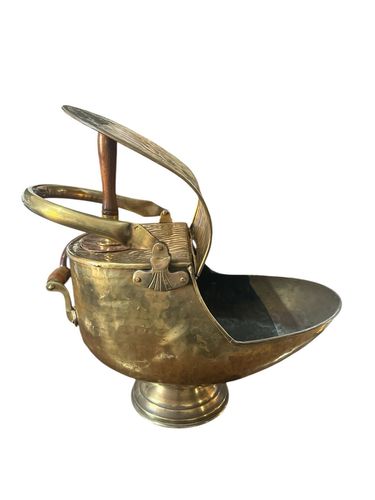 Victorian Coal Scuttle Brass Fireside Bin With Integral Copper Shovel photo 150.0