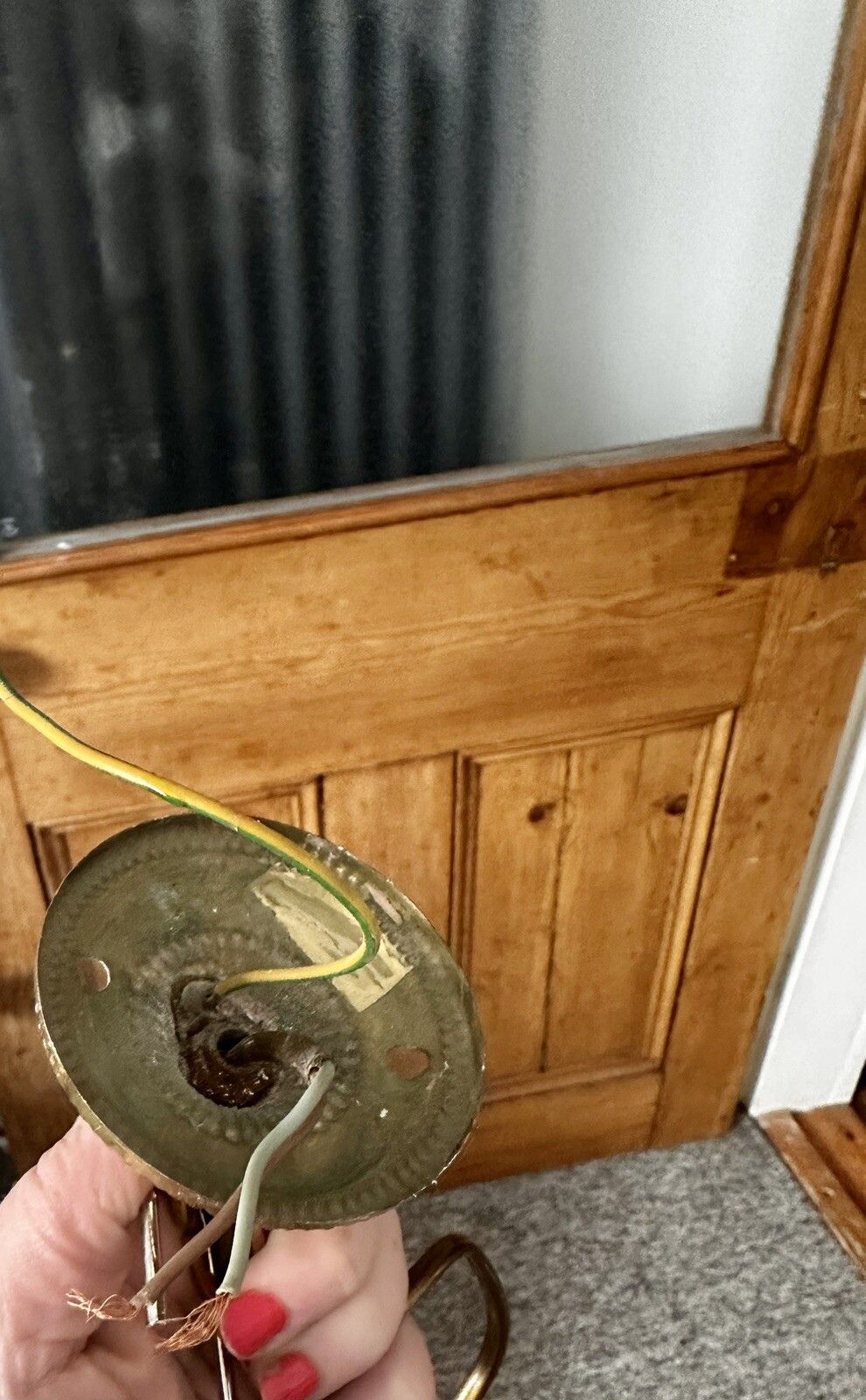 Mid Century Gold Plated And Crytstal Chandelier With Wires And Rose photo vinterior