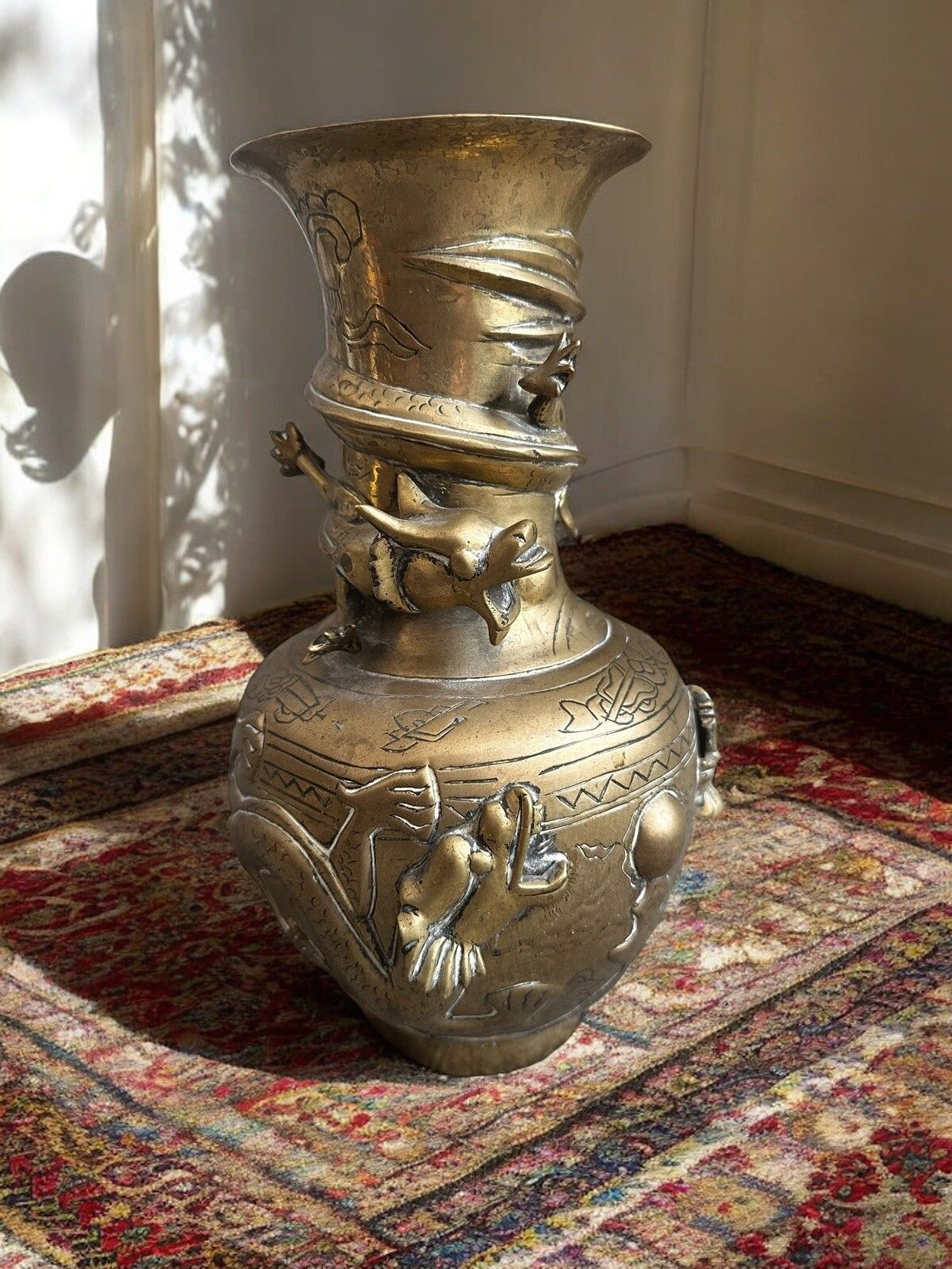 Antique Bronze Dragon Vase Oriental Chinese Stamp To Base